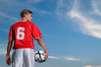Reading Moving Odds in Football: Spot Signals and Profit with Confidence