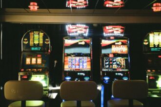 Slot